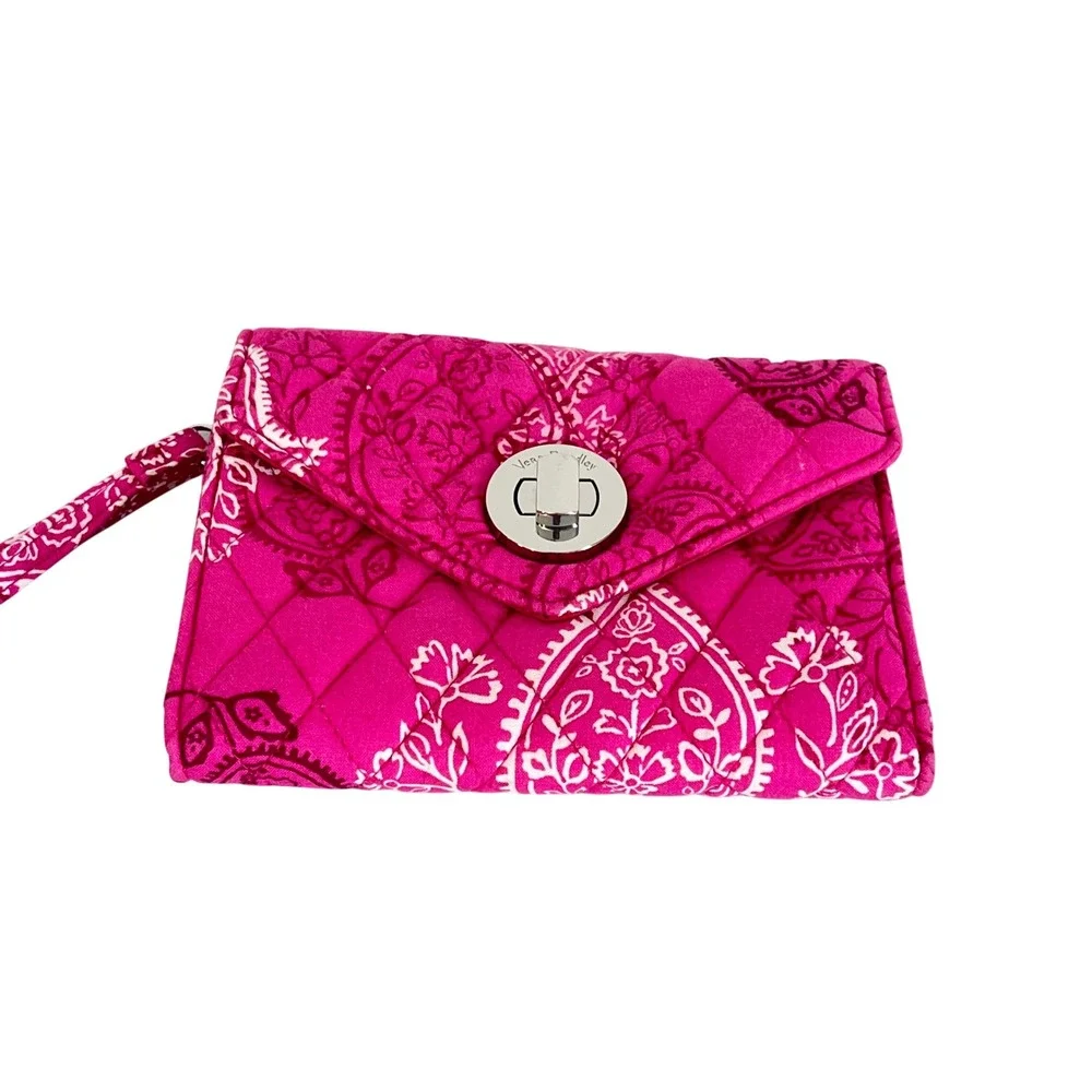 Vera‎ Bradley Stamped Paisley Your Turn Smartphone Wristlet Pink
